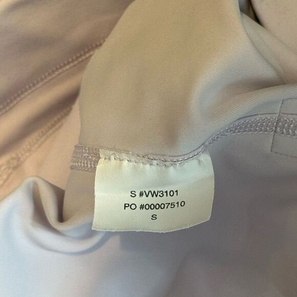 VUORI Daily Bike Short in Opal Lilac Size Small - Picture 9 of 9